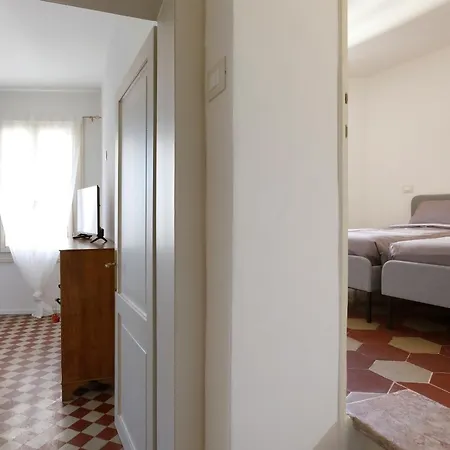 25 Lazzaro Bonamigo Holiday home